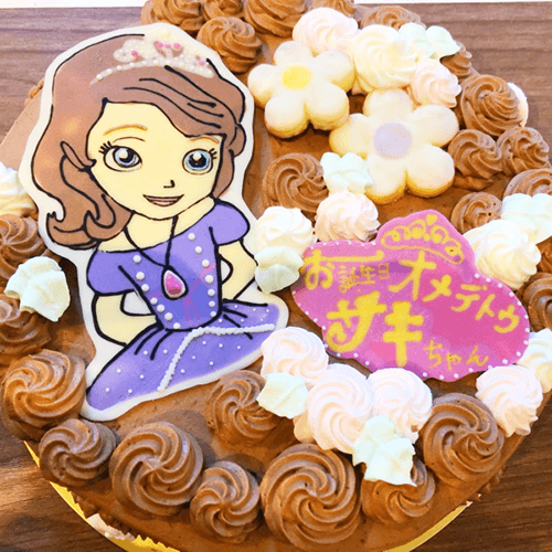足立区で人気 キャラクターケーキを注文できるお誕生日におすすめのお店